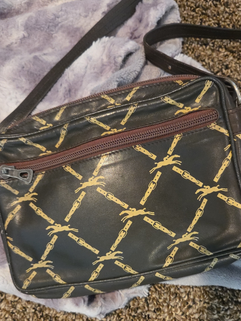 Authentic Longchamp Vintage Monogram Crossbody Camera Bag - Picture 11 of 11